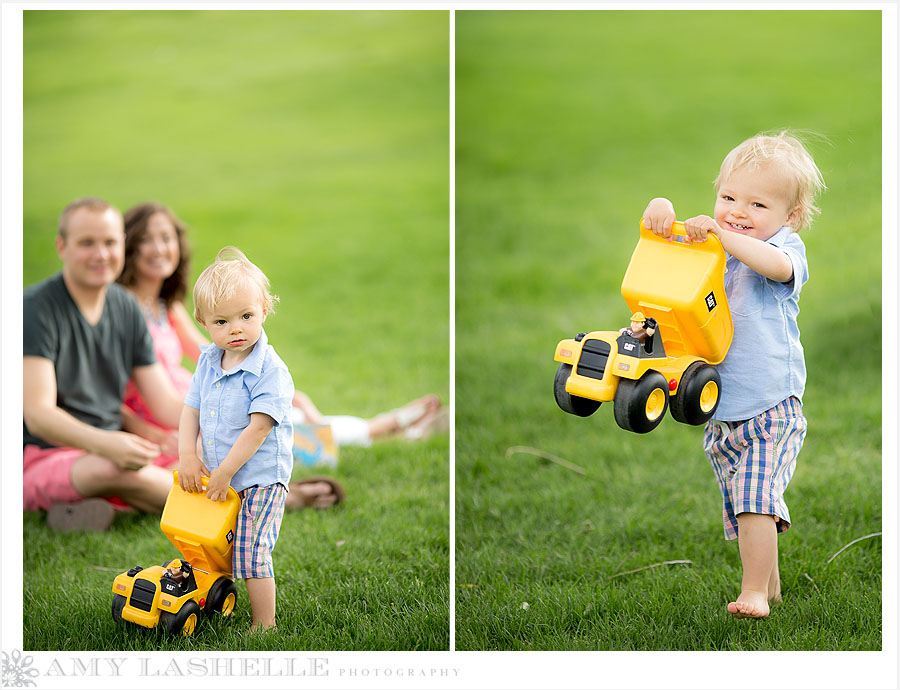 family photos at sugarhouse park